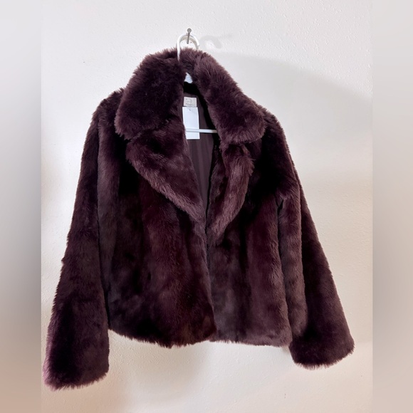 💋Deep Purple Faux Fur Jacket - Picture 1 of 4